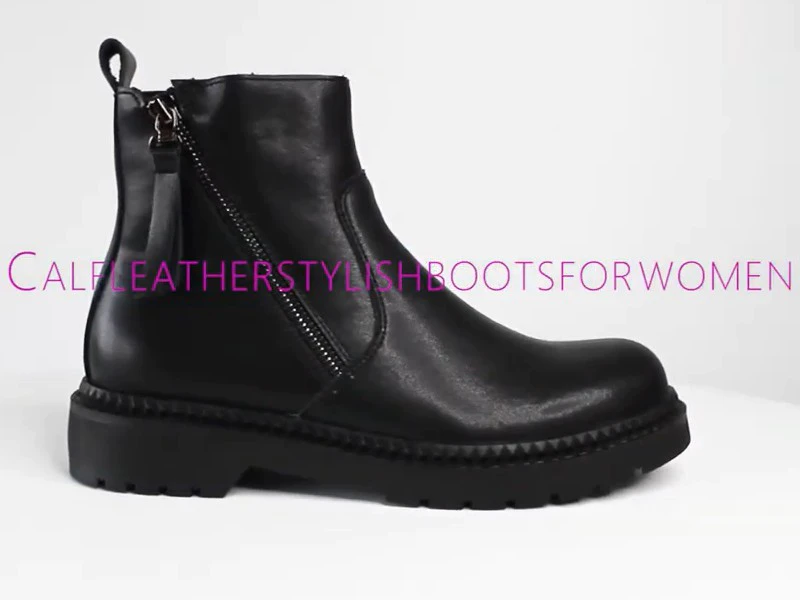 Stylish boots for women
